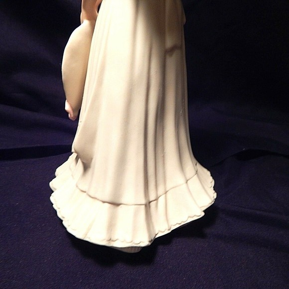 Heritage Collection Francesca Home & Garden Party 2001 - Picture 3 of 12